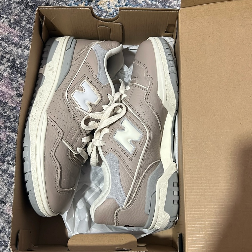 New Balance BB550s Sz 8 W, 6.5 M